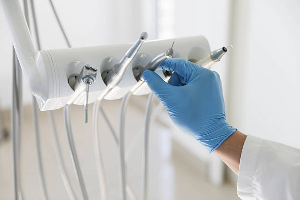 Professional Emergency Dentist technician working in Derwood, MD
